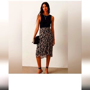 ba&sh skirt in Gyna - size medium (2)